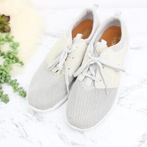 Vionic Light Gray Suede Leather Mesh Esquickrun Low Top Sneakers Size 10 Women's